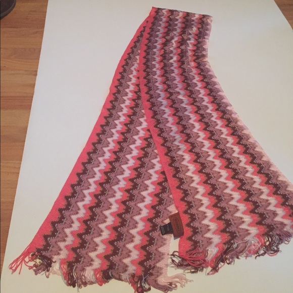 Missoni scarf made in ltlay - Picture 6 of 6